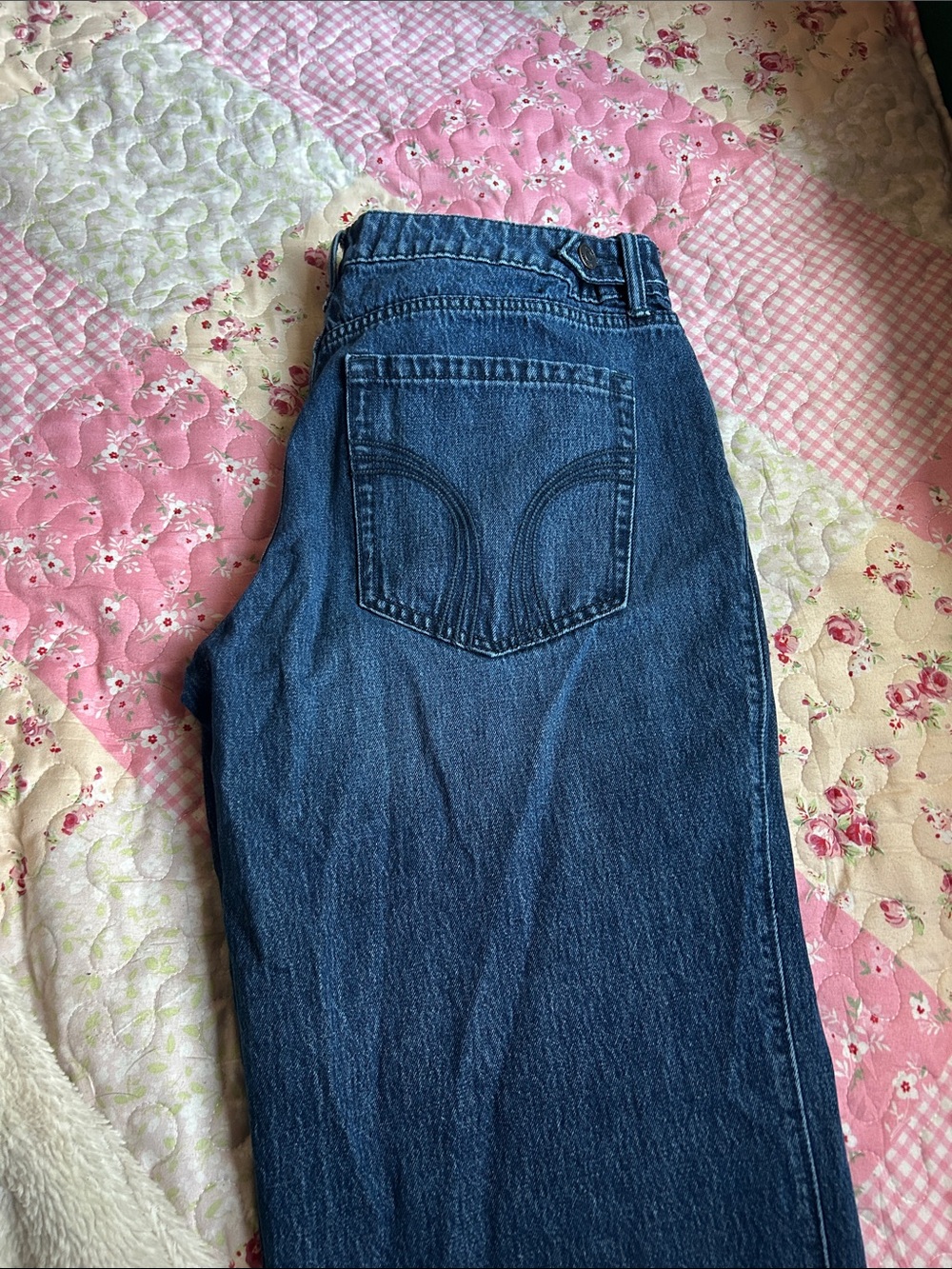 Classic High-Rise Women's Jeans - Dark Blue